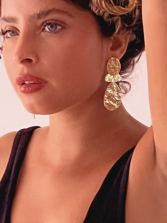 Brincos Her Vibe Is Pretty | Dourados